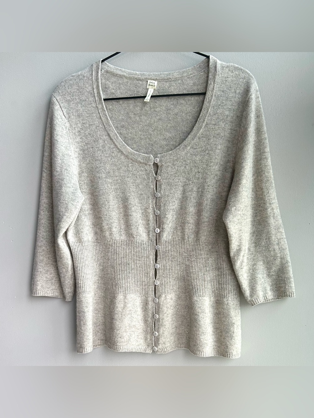 light grey scoop neck button-up cashmere sweater 3/4 sleeves